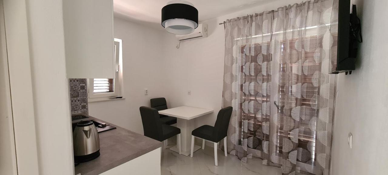 Apartments Orlic Sali Luaran gambar