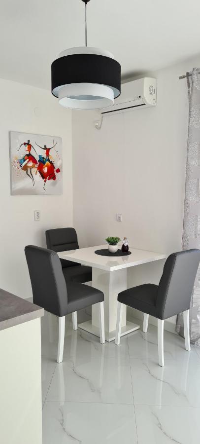 Apartments Orlic Sali Luaran gambar